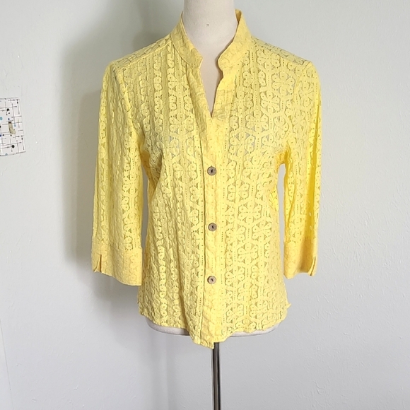 Rebecca Malone Yellow Lace Buttondown Top, Size Medium - Picture 1 of 9